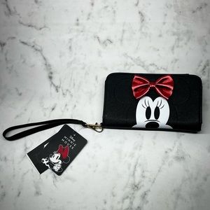 Minnie Mouse BIOWORLD Wallet with Teck Pocket